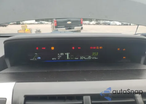 2012 Toyota Prius V z USA, uszkodzony, nr VIN JTDZN3EUXC3062644